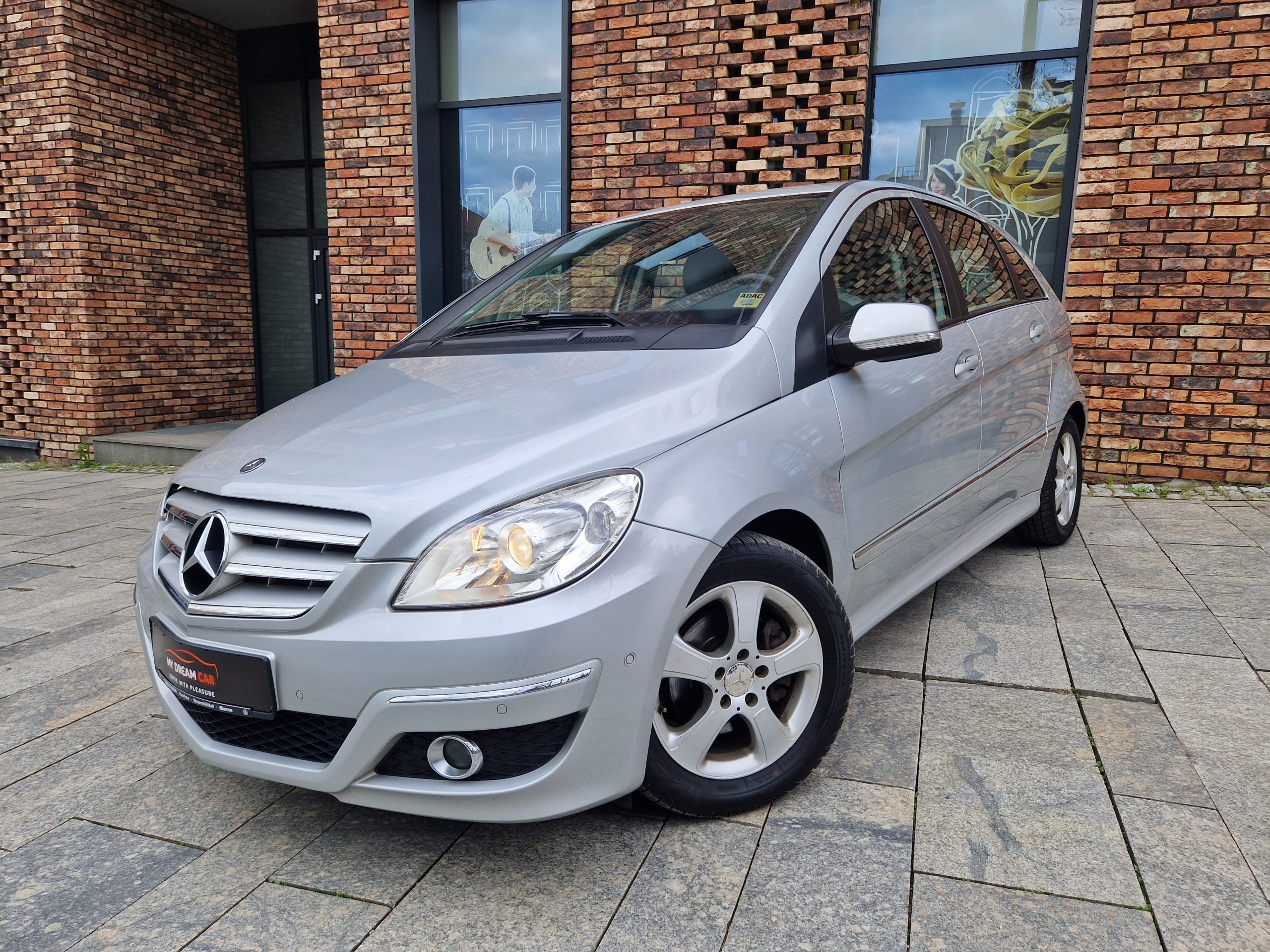 Mercedes Benz B200 140 CP Facelift Automata