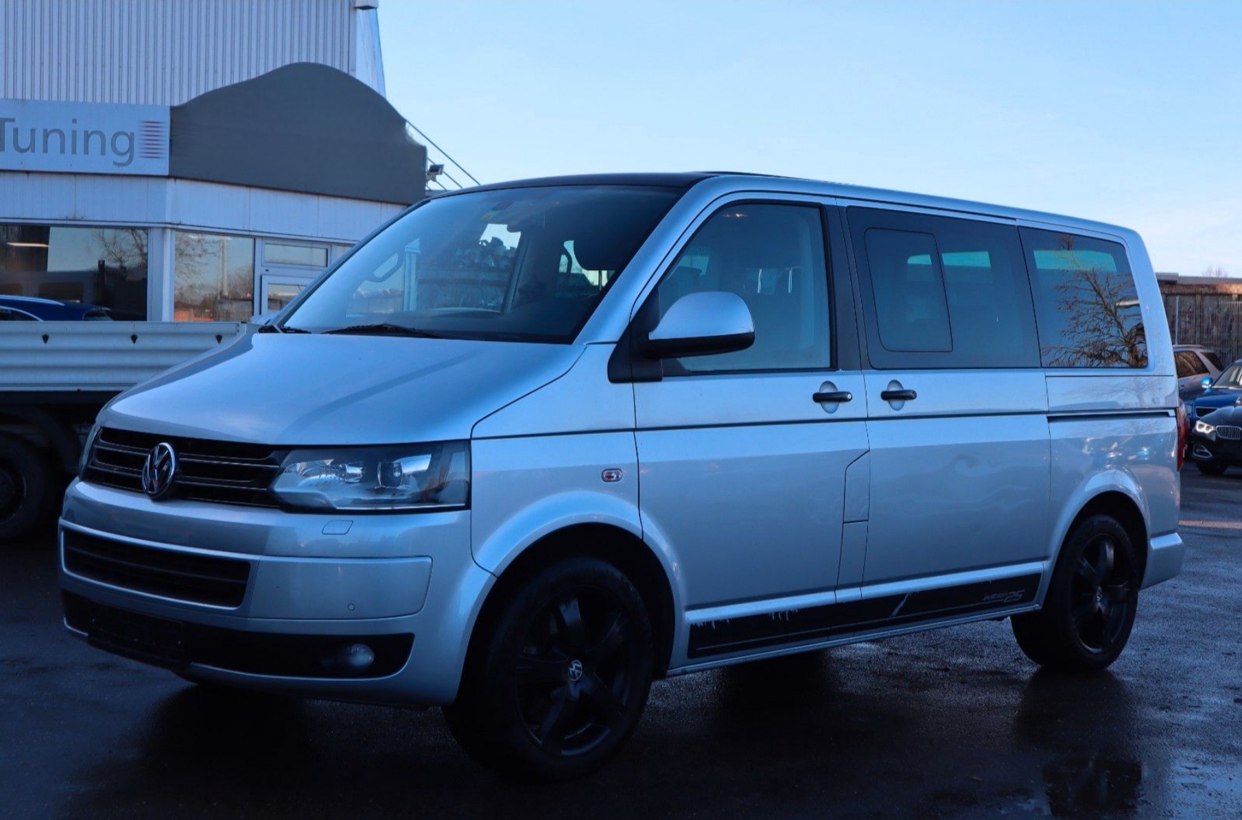 Foto Euro 5 Volkswagen T5 Multivan Edition 25 – 7 locuri 2013