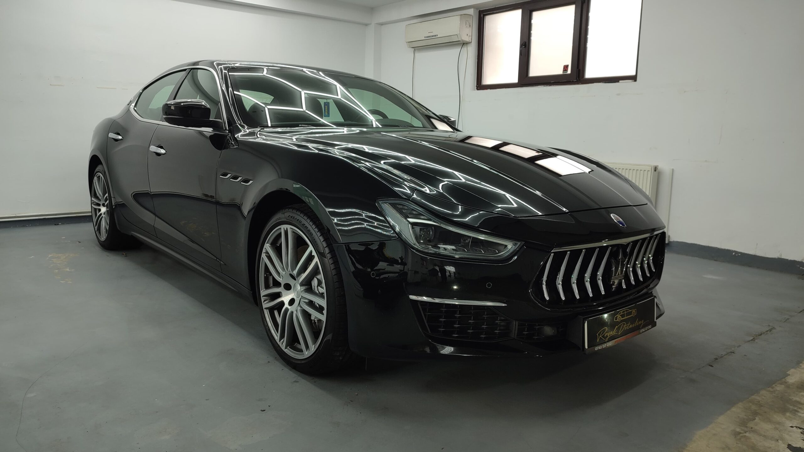 Maserati Ghibli Grand Lusso 3.0L V6 350 cp Gran Lusso