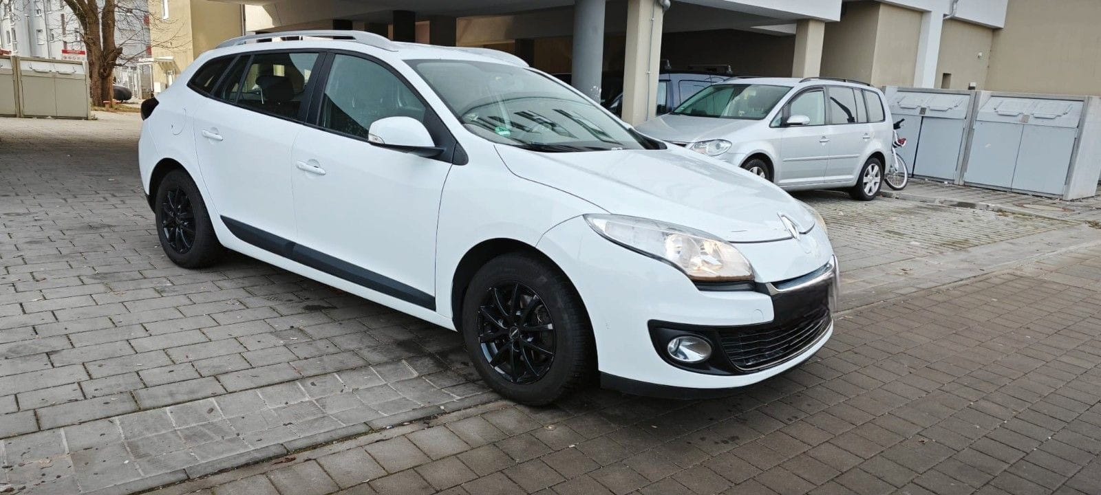 Renault Megane 1.5L  Bose Edition