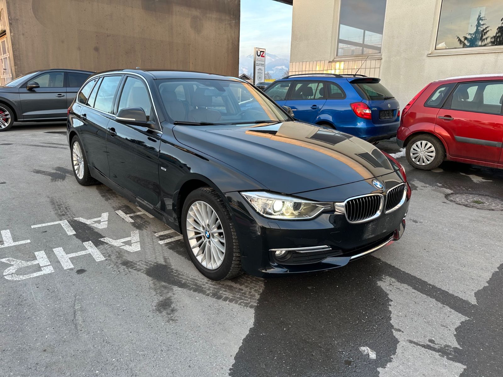 Foto Euro 5 BMW 320d Luxury 2013