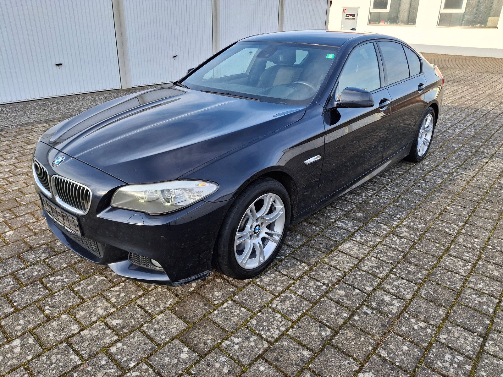 Foto Euro 5 BMW  525 d 2012