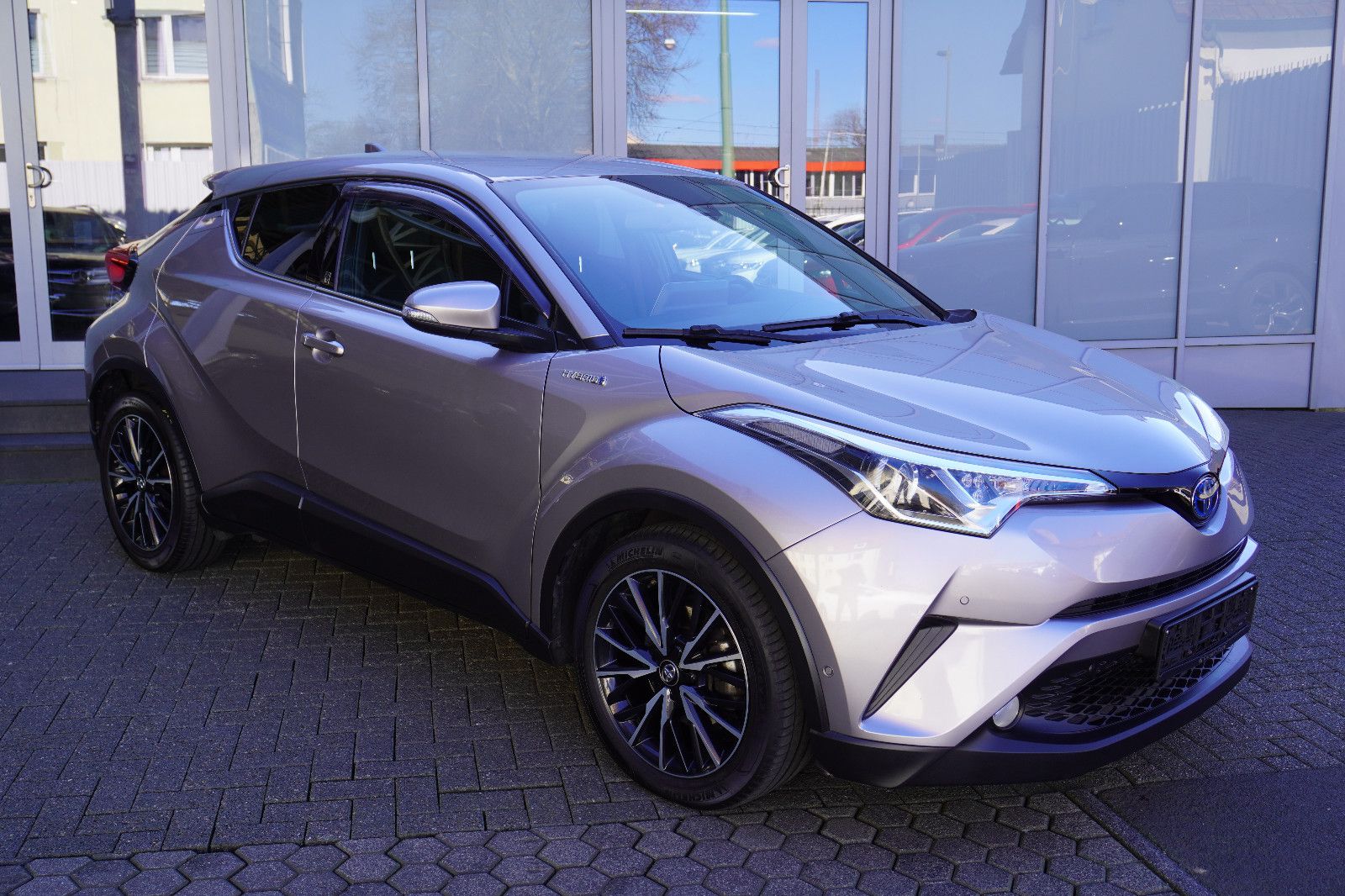 Foto Euro 6 Toyota C-HR Hybrid 2018