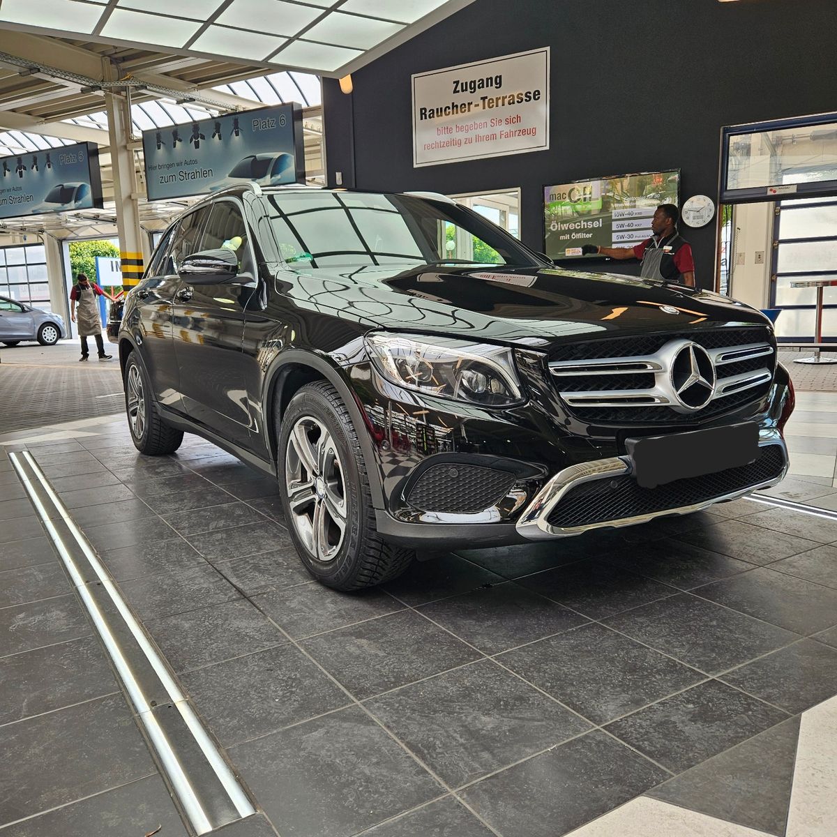 Foto Euro 6 Mercedes-Benz GLC 250 d 4MATIC 2016