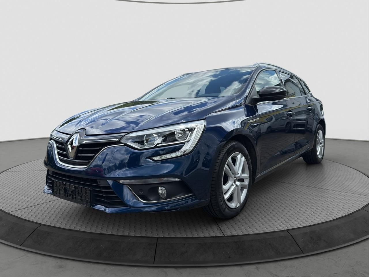 Foto Euro 6 Renault Megane Grandtour 1.5 dCi 2020