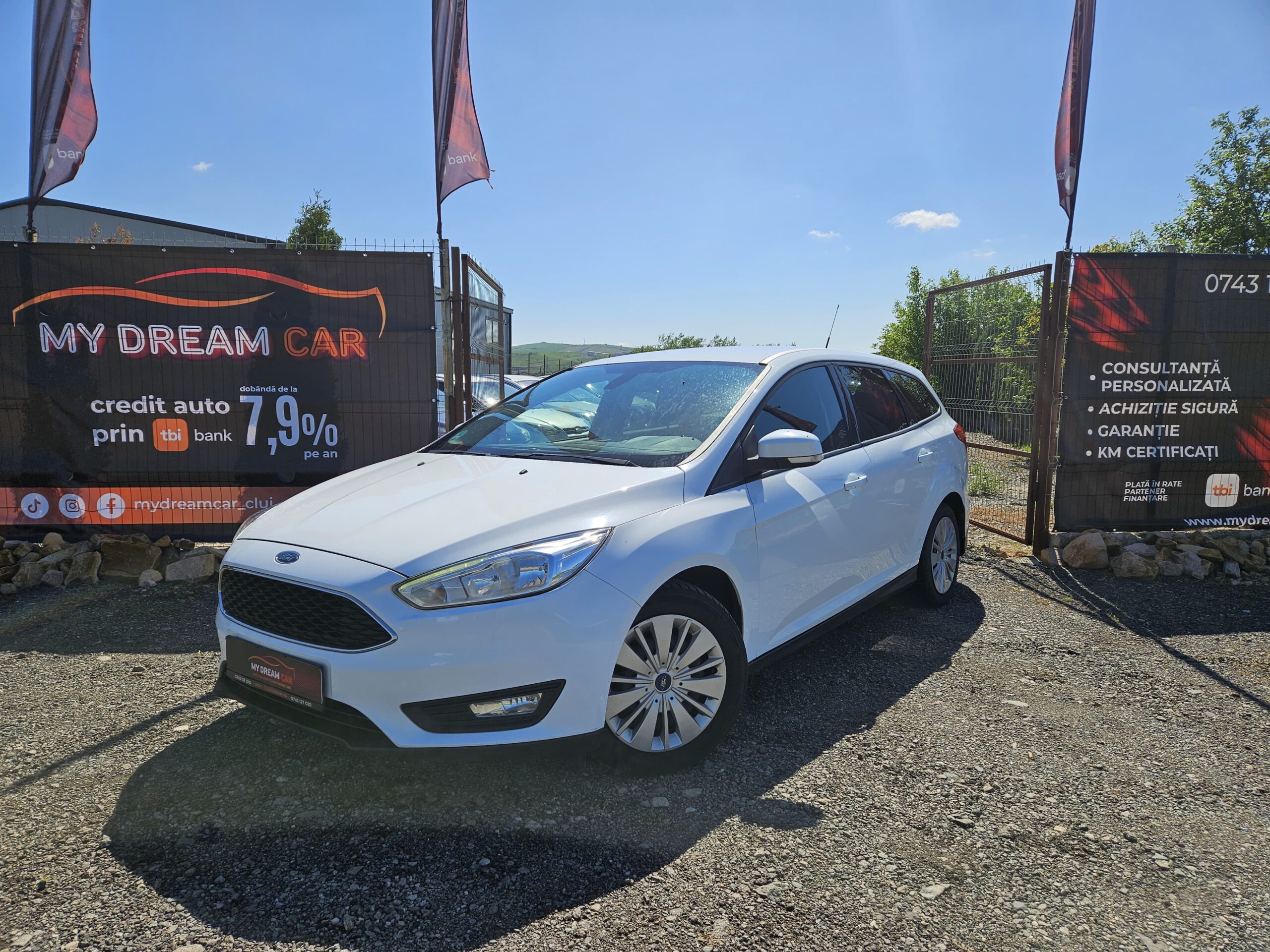 Foto Euro 6 Ford Focus 1.5L 120cp Titanium Navigatie Volan incalzit 2016