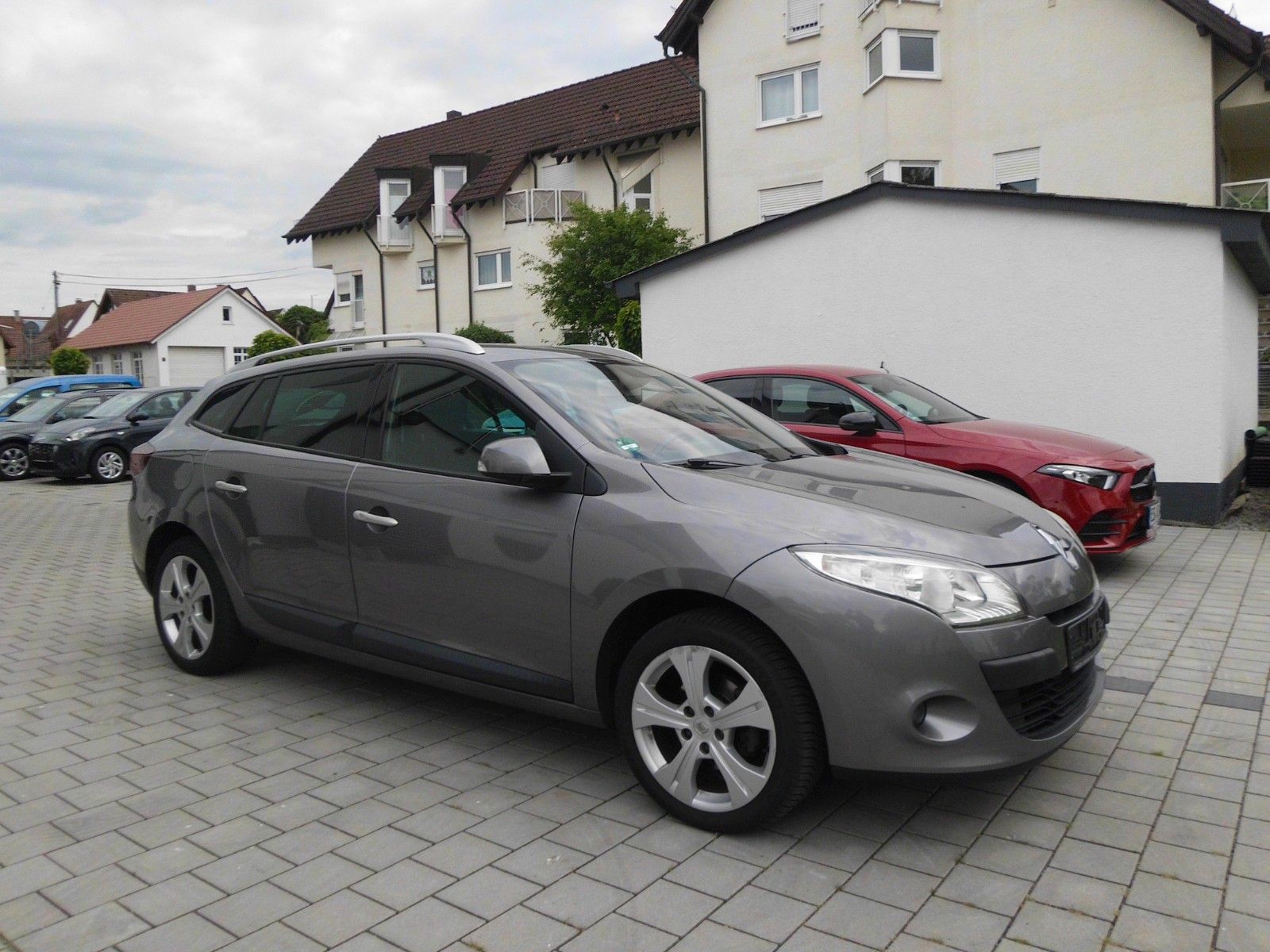 Foto Euro 5 Renault Megane III Grandtour 1.5l dCi 110Cp 2011