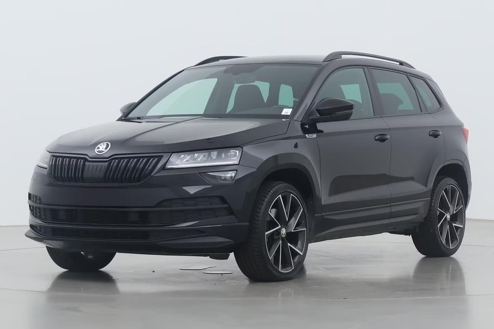 Foto Euro 6 Skoda Karoq 1.5 T Sportline Business 2021