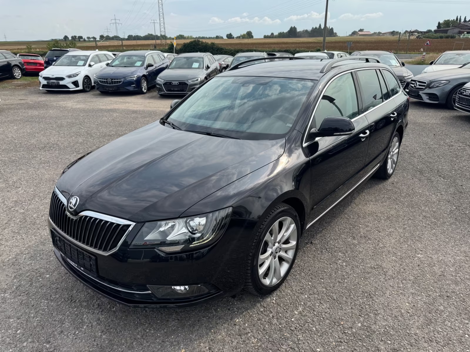 Foto Euro 6 Skoda Superb Combi Exclusive 2.0 TDI DSG 2015