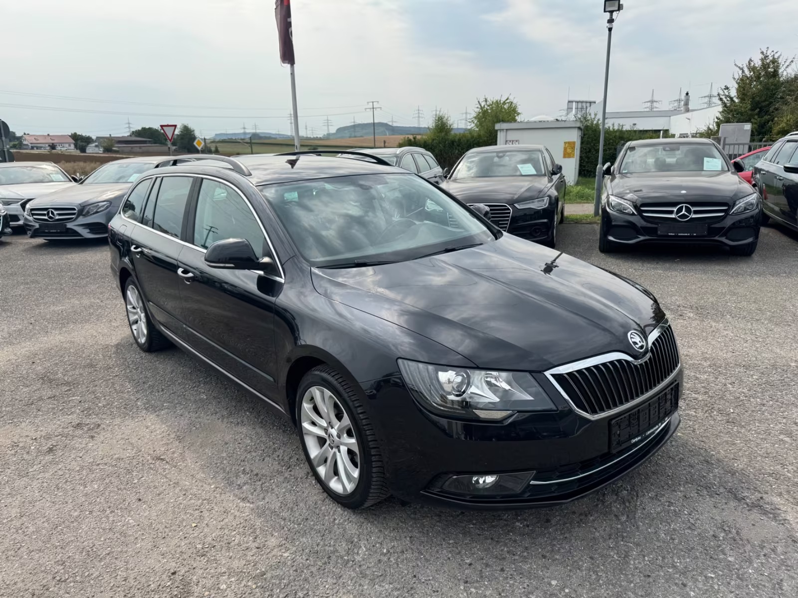 Foto Euro 5 Skoda Superb Combi Exclusive 2.0 TDI DSG Navi 2015