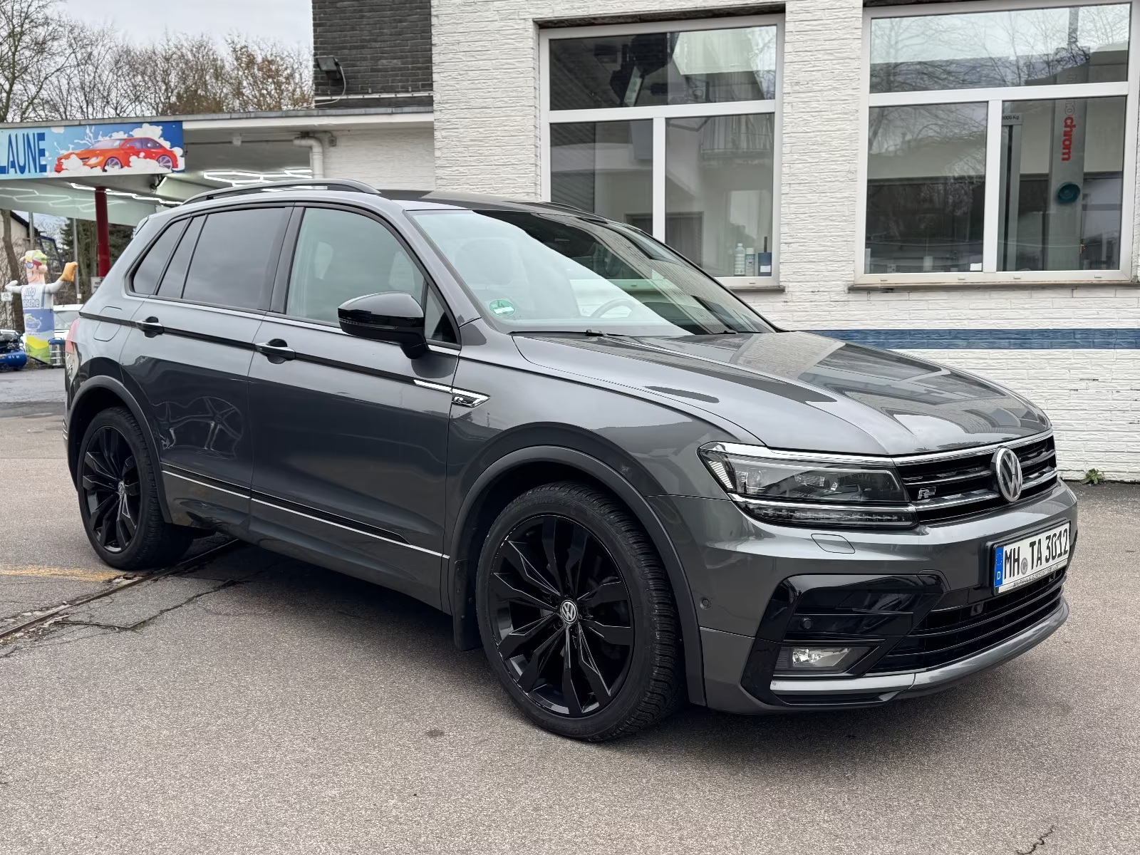 Foto Euro 6 Volkswagen Tiguan Highline RLINE 4Motion 2020