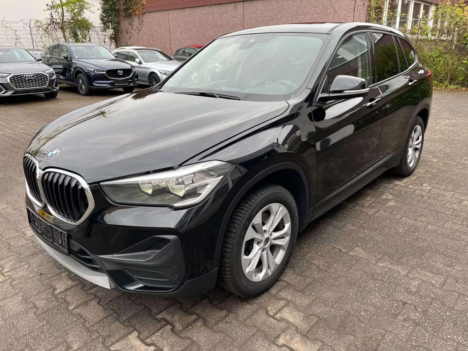 Foto Euro 6 BMW X1 2.0d /Pano*Navi 2020
