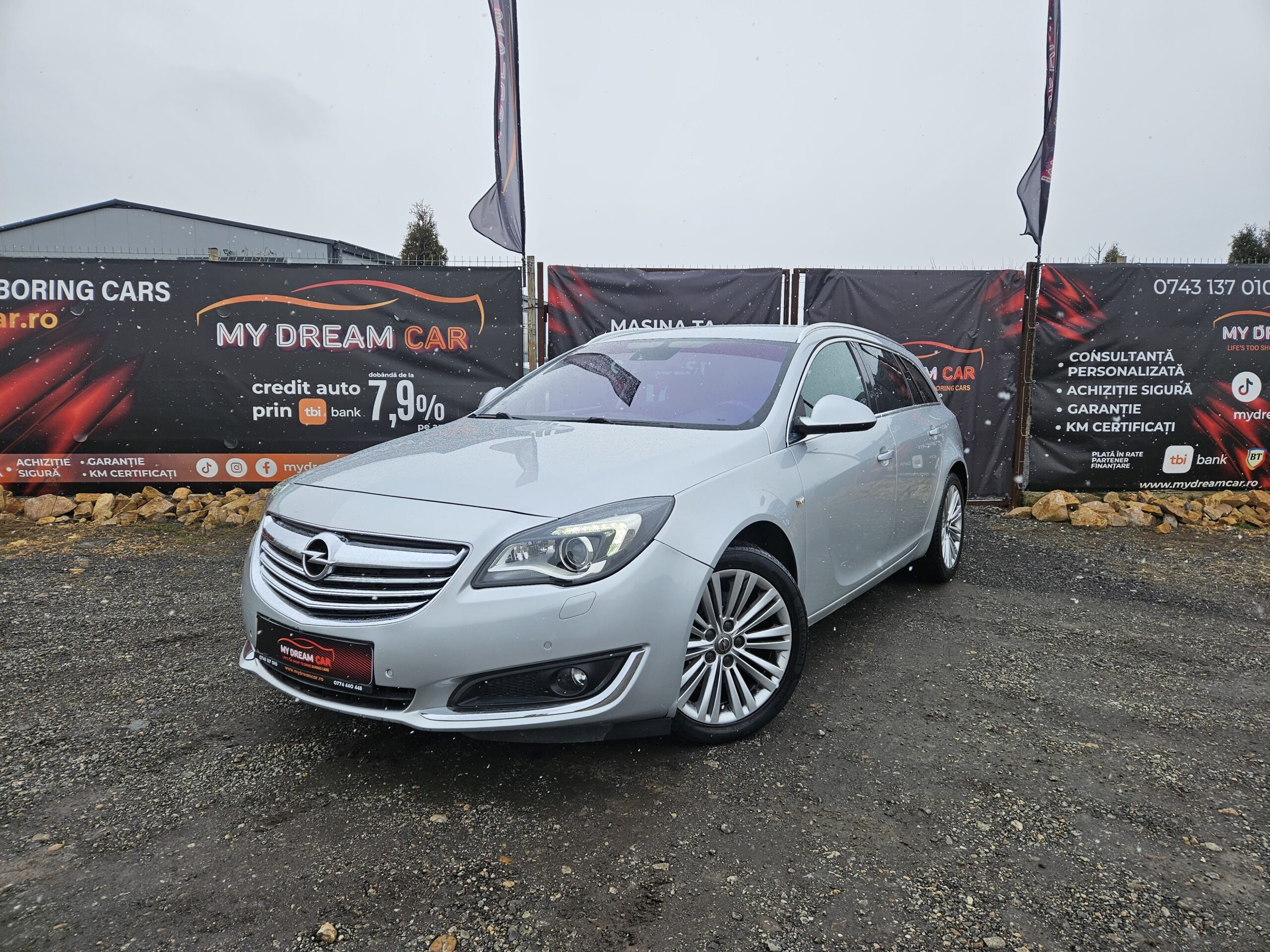 Foto Euro 5 Opel Insignia A Sports Tourer 2014