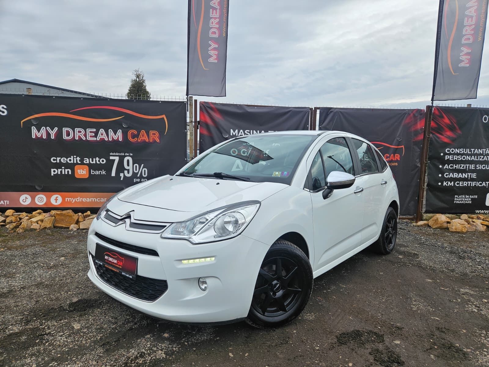 Foto Euro 5 Citroen C3 1.0L 68cp/Daylight Led 2014