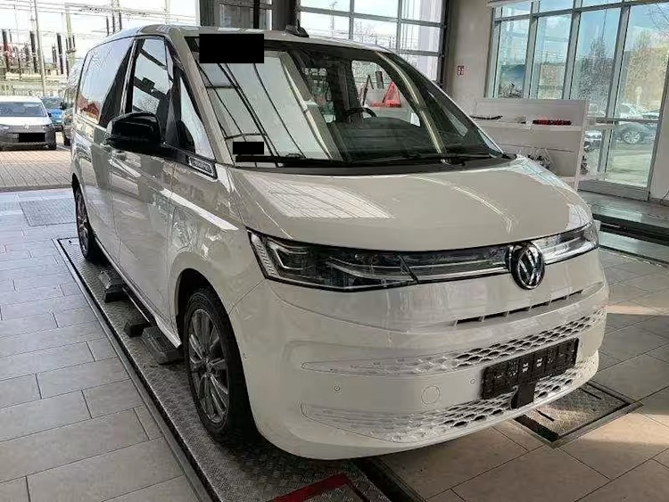 Foto Euro 6e Volkswagen Multivan 1.4 eHybrid Energetic DSG 2022