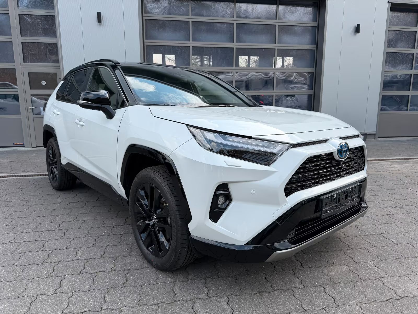 Fotografie Toyota RAV 4 2.5 Hybrid 4×2 JBL+360° 2025