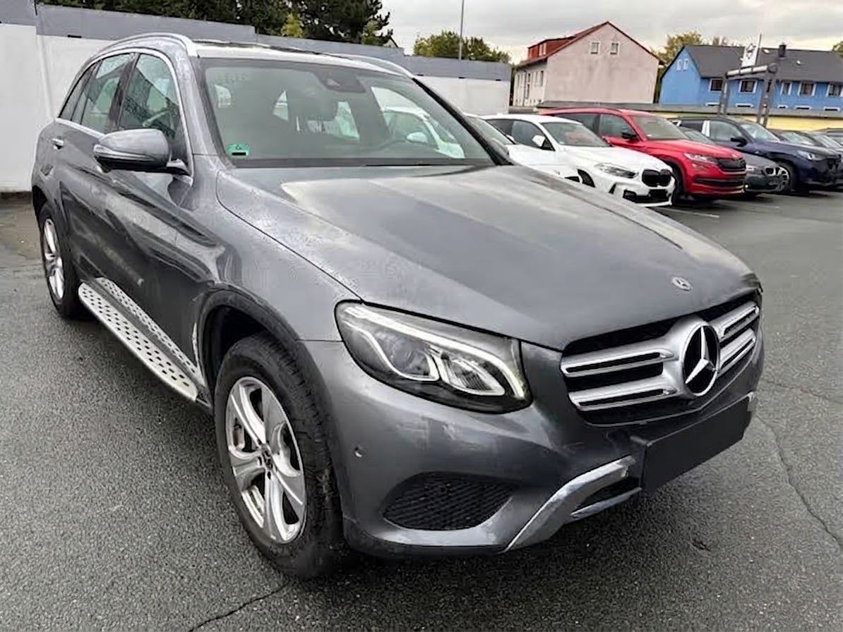 Mercedes-Benz GLC 250d 9G-TRONIC 4Matic/Full Led/Keyless/HighBeam/